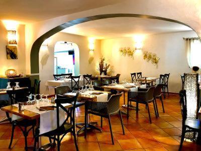 Hotel Restaurant Les Chasseurs Marine de Pietracorbara Ngoại thất bức ảnh
